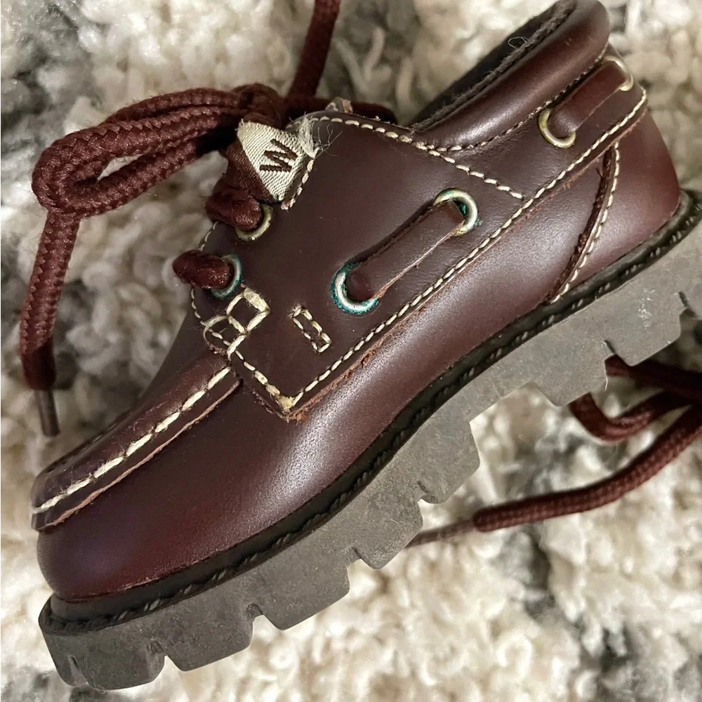 \Weebok\ by Reebok Baby Dress Shoes